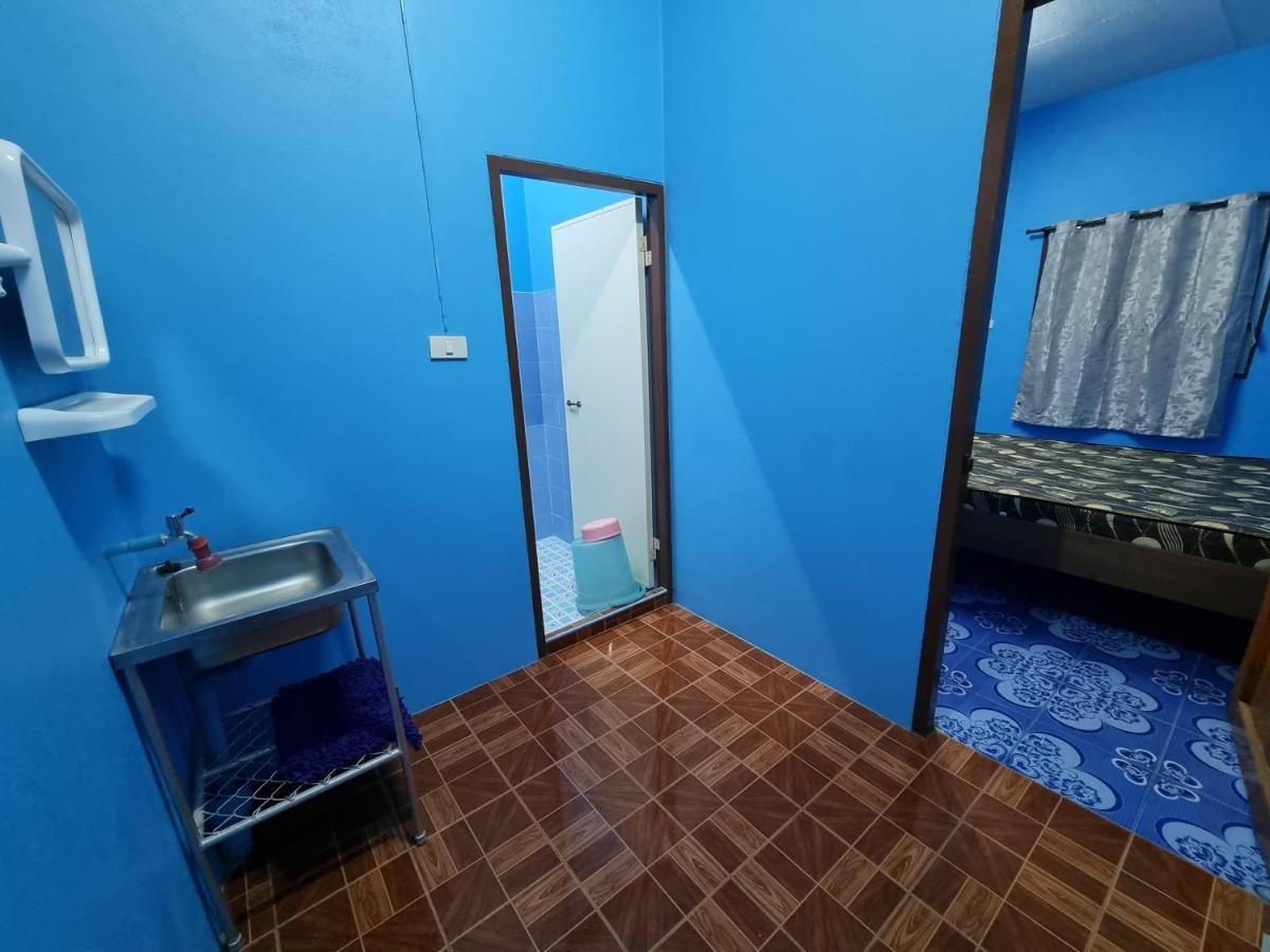 หอพักโชคอนันต์ Hotel Chiang Rai Buitenkant foto