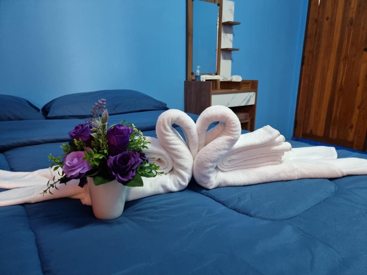หอพักโชคอนันต์ Hotel Chiang Rai Buitenkant foto